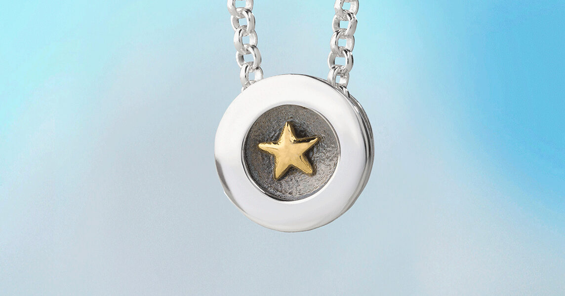 Gold Star Pendant | Alan Ardiff