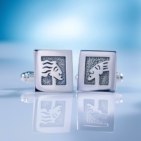 Alan Ardiff - Cufflinks - Never The Twain