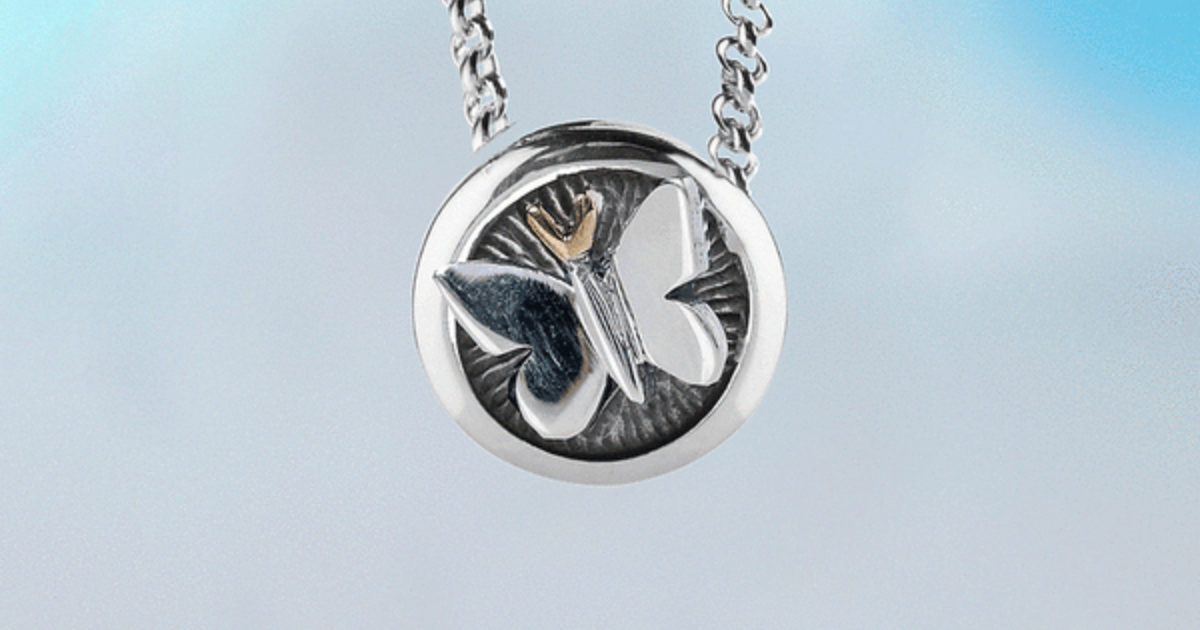 butterfly kisses necklace